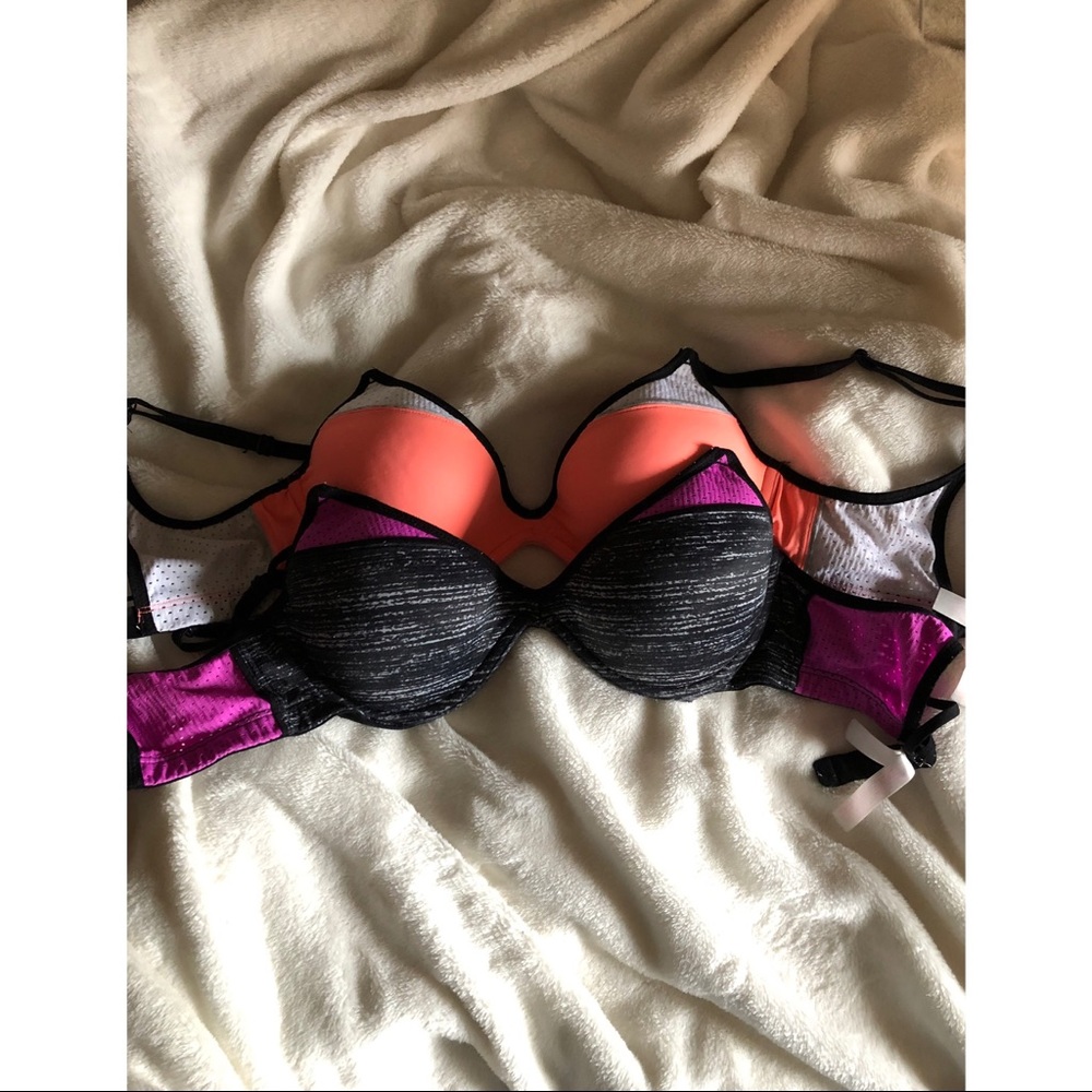 VS PINK Scoopneck Bras